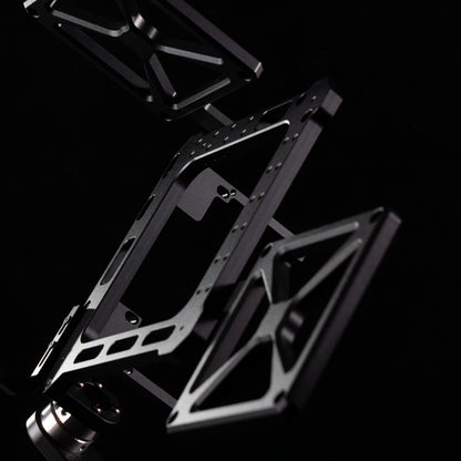 Monster Studio B30 Dual-Axis Rotating Open Frame Mini ITX Case